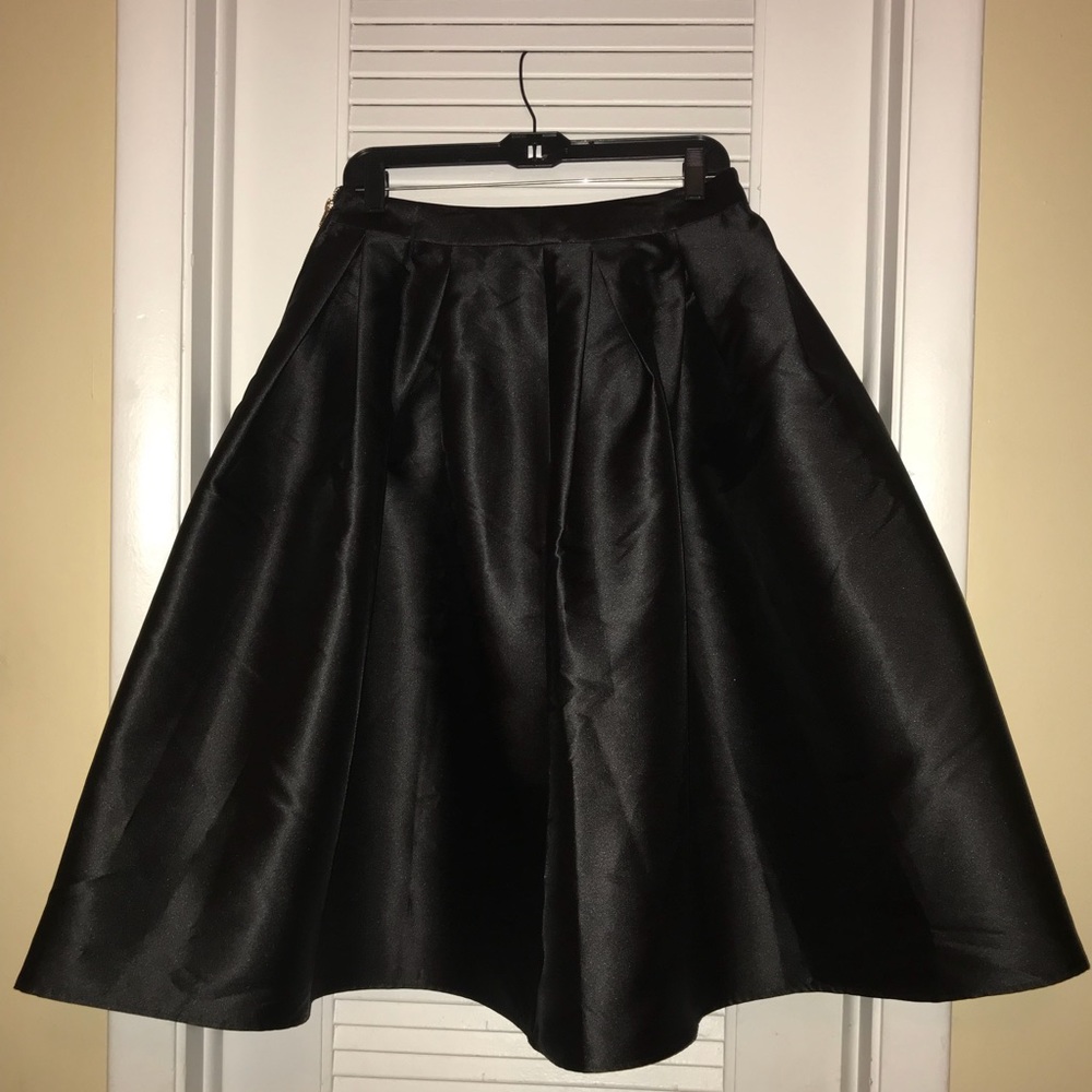 Black skirt